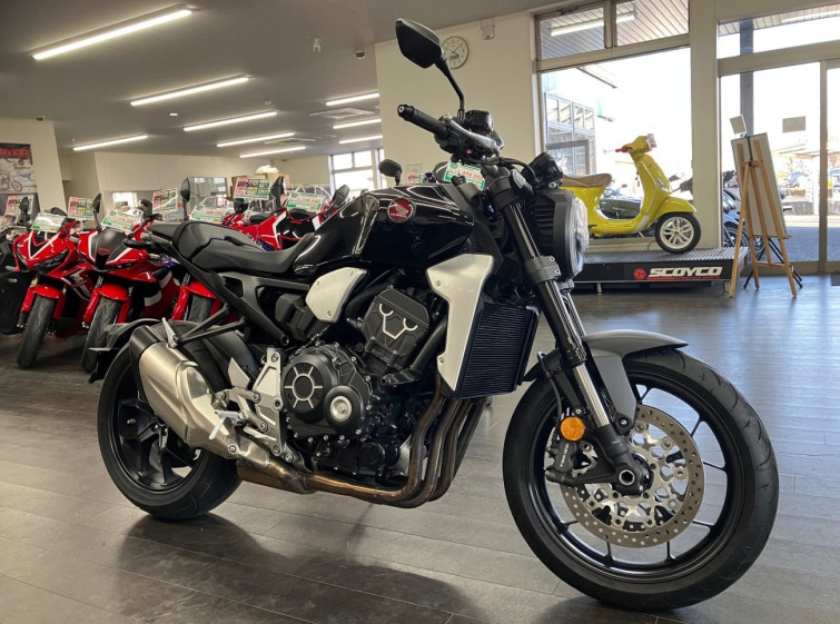 Мотоцикл Honda CB1000R з пробігом 1727 km