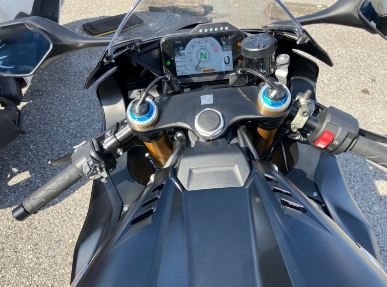 Мотоцикл Honda CBR1000RR-R FB SP с пробегом 1905 km