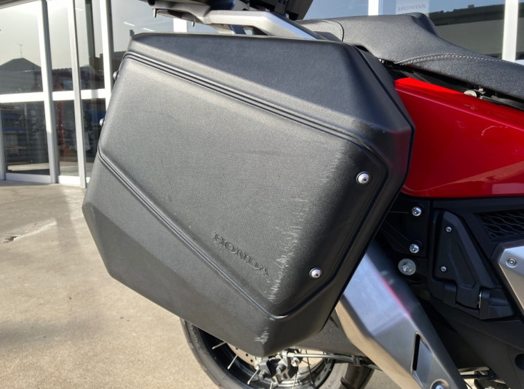 Мотоцикл Honda X-ADV750 з пробігом 2157 km