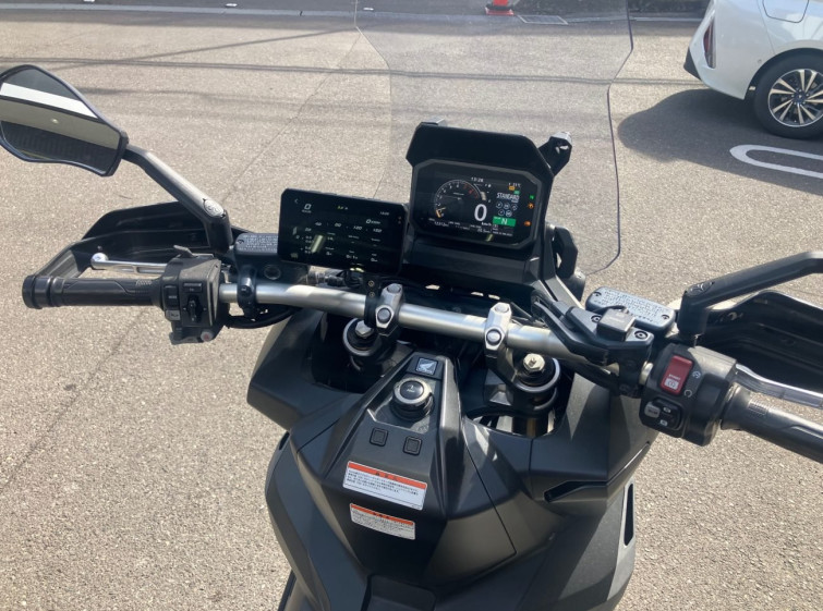 Мотоцикл Honda X-ADV750 з пробігом 12312 km