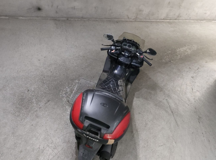 Мотоцикл Yamaha MAJESTY 250