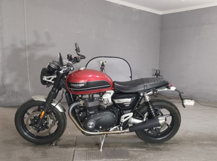 Мотоцикл Triumph SPEED TWIN з пробігом 45451 km