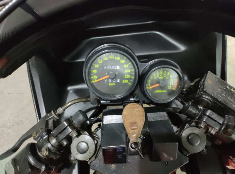 Мотоцикл Kawasaki GPZ750 с пробегом 33556 km