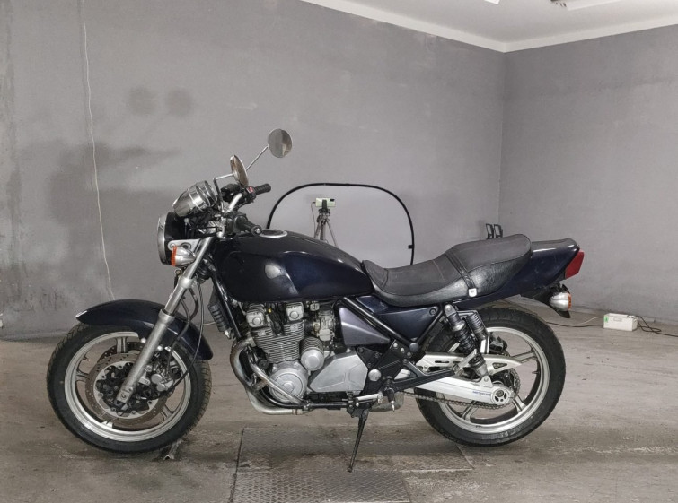 Мотоцикл Kawasaki ZEPHYR550 с пробегом 57711 km