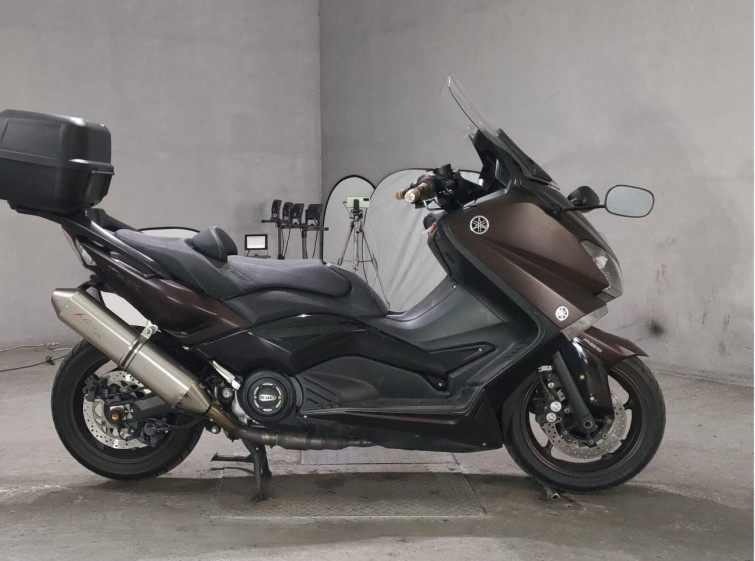 Мотоцикл Yamaha T-MAX530 з пробігом 11696 km