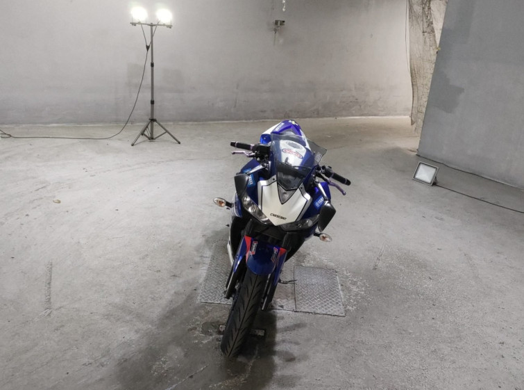 Мотоцикл Yamaha YZF-R3 с пробегом 25177 km