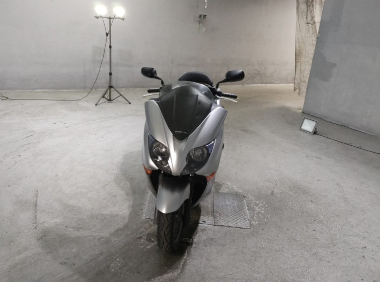 Мотоцикл Honda FORZA з пробігом 52110 km