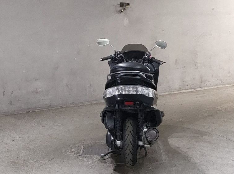 Мотоцикл Yamaha MAJESTY 250 з пробігом 16854 km