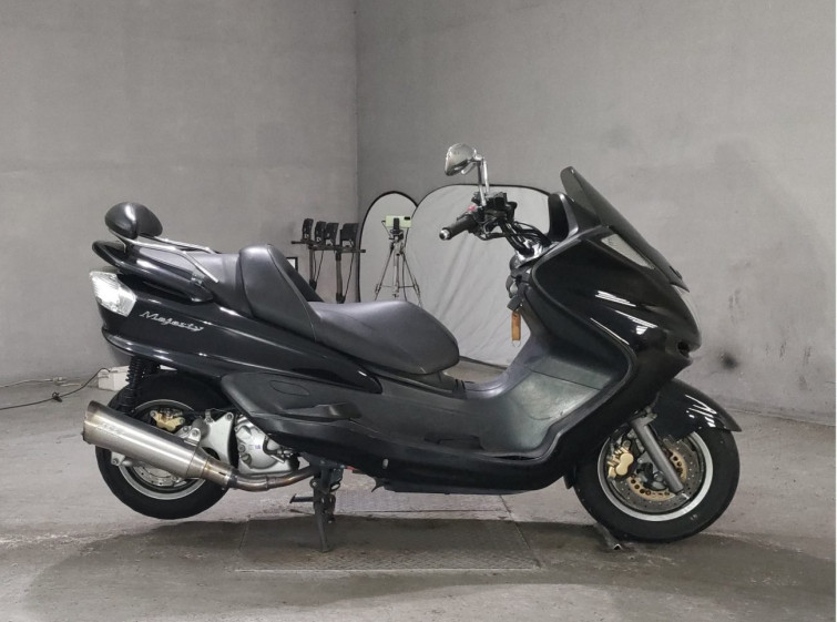 Мотоцикл Yamaha MAJESTY 250 з пробігом 16854 km