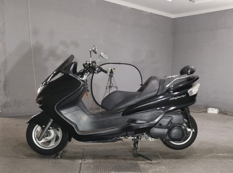 Мотоцикл Yamaha MAJESTY 250 з пробігом 16854 km