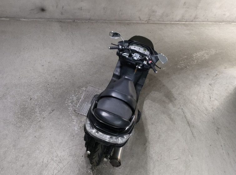 Мотоцикл Yamaha MAJESTY 250 з пробігом 16854 km