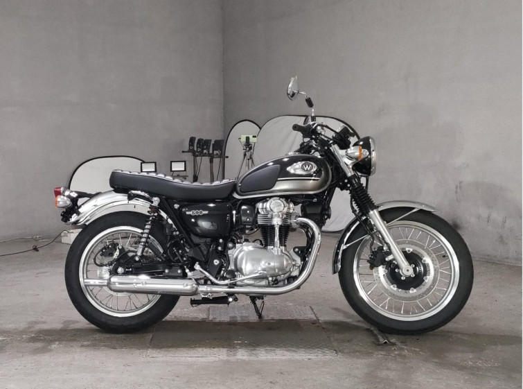 Мотоцикл Kawasaki W800 с пробегом 118 km