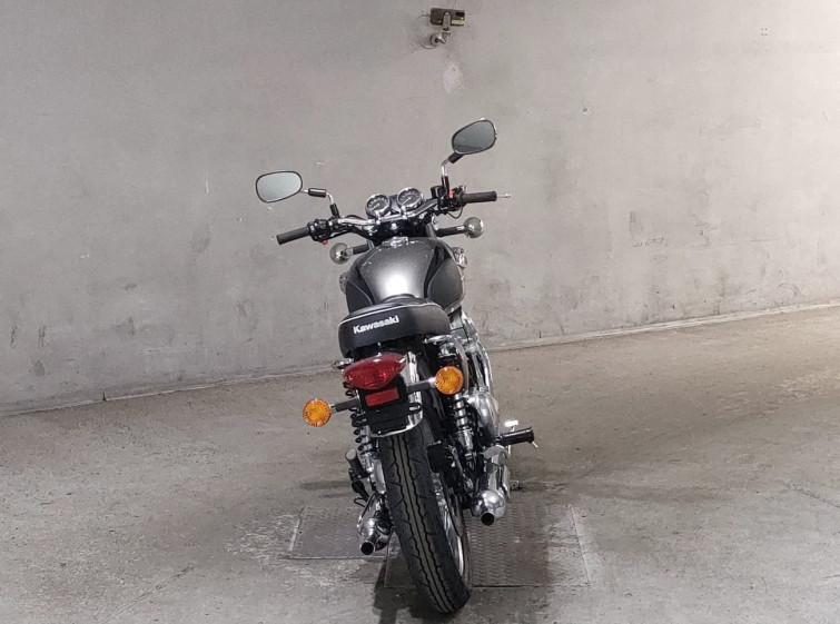 Мотоцикл Kawasaki W800 с пробегом 118 km