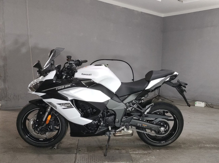 Мотоцикл Kawasaki NINJA1000SX з пробігом 104 km