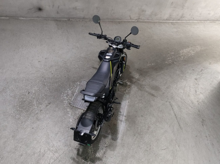 Мотоцикл Husqvarna SVARTPILEN 401 с пробегом 12295 km