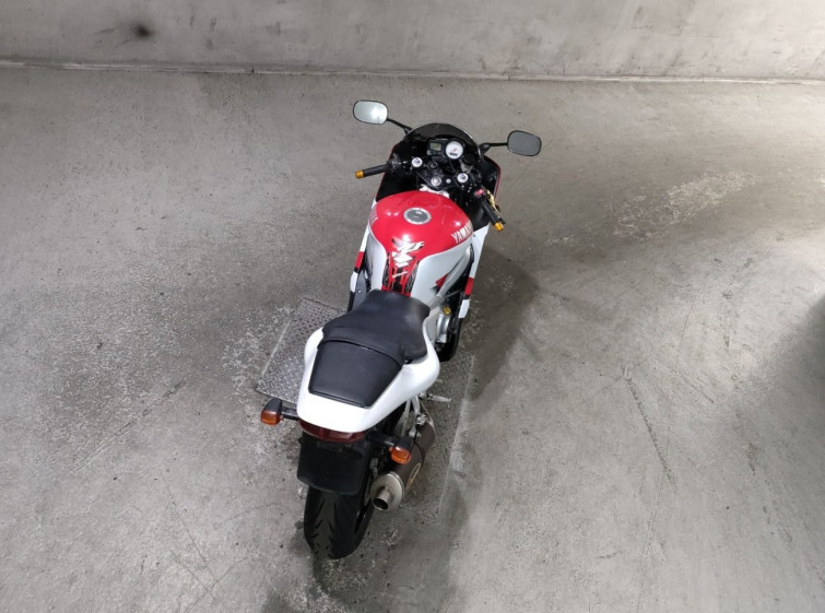 Мотоцикл Yamaha YZF-R6 з пробігом 35441 km