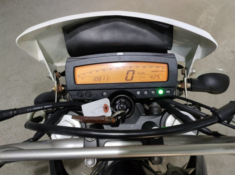 Мотоцикл Kawasaki KLX250 з пробігом 10811 km