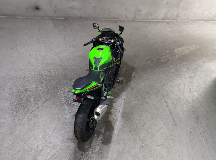 Мотоцикл Kawasaki NINJA ZX-4RR з пробігом 11350 km