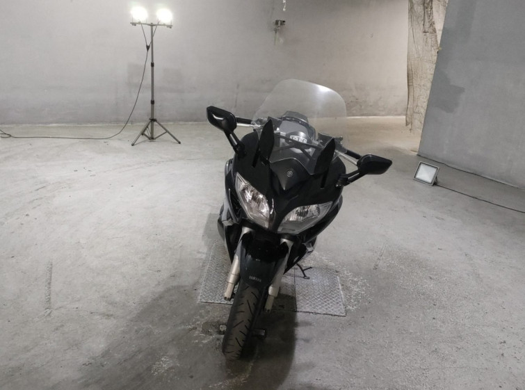Мотоцикл Yamaha FJR1300 з пробігом 79413 km