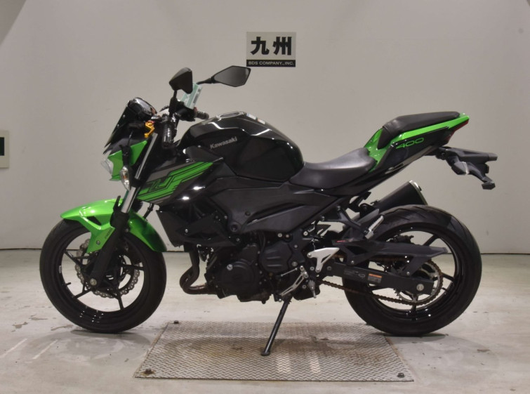 Мотоцикл Kawasaki Z400 з пробігом 21173 km