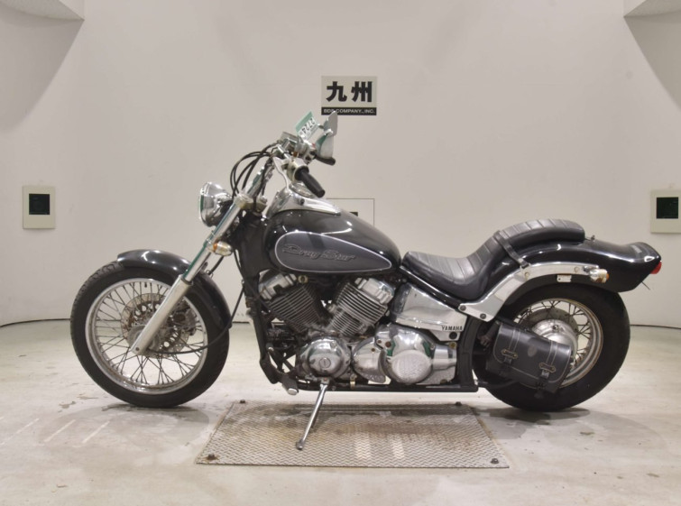 Мотоцикл Yamaha DRAGSTAR XVS400 с пробегом 28704 km