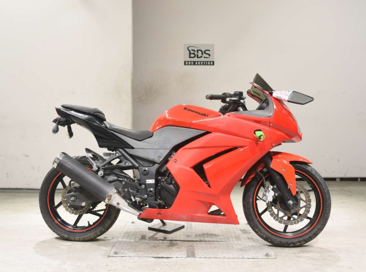 Мотоцикл Kawasaki NINJA250R с пробегом 25797 km