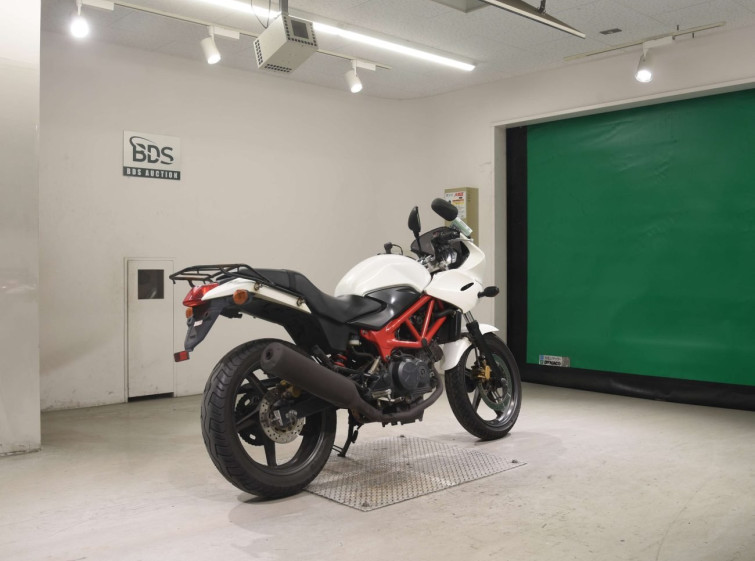 Мотоцикл Honda VTR250F з пробігом 209554 km