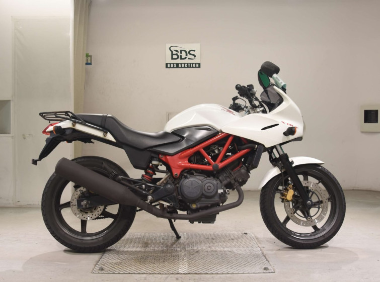 Мотоцикл Honda VTR250F з пробігом 209554 km