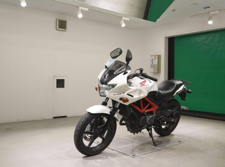 Мотоцикл Honda VTR250F з пробігом 209554 km