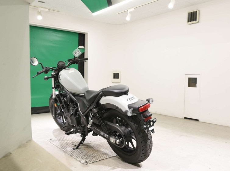 Мотоцикл Honda REBEL CMX500 з пробігом 30 km