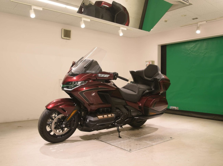 Мотоцикл Honda GL1800 TOUR D з пробігом 369 km
