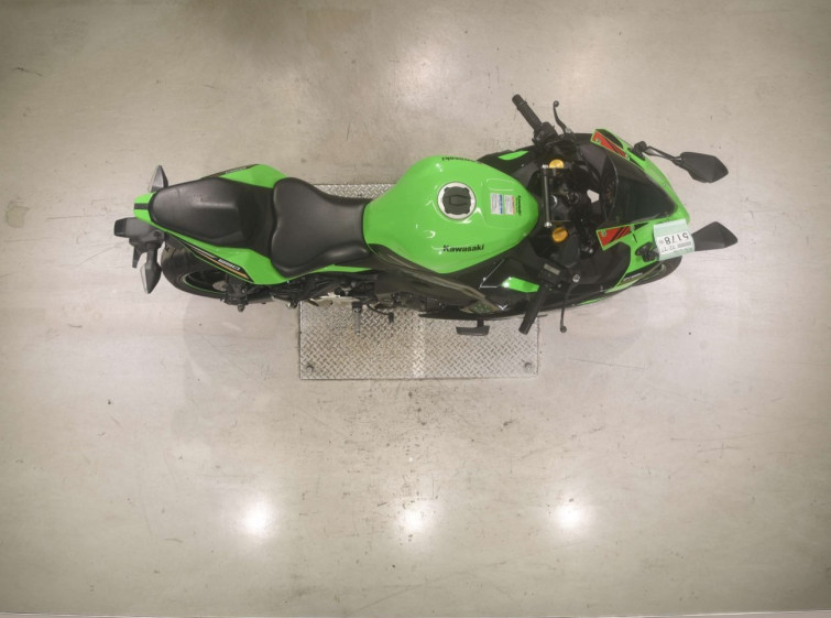 Мотоцикл Kawasaki NINJA ZX-25R з пробігом 26504 km