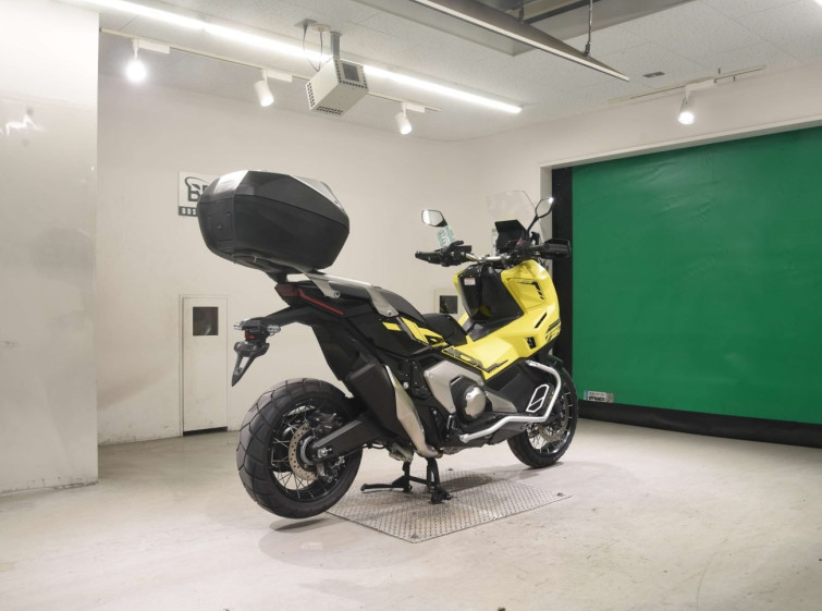Мотоцикл Honda X-ADV750-2 з пробігом 9109 km