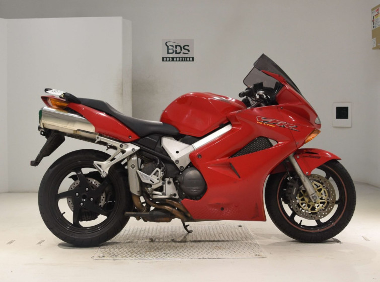 Мотоцикл Honda VFR800F з пробігом 45082 km