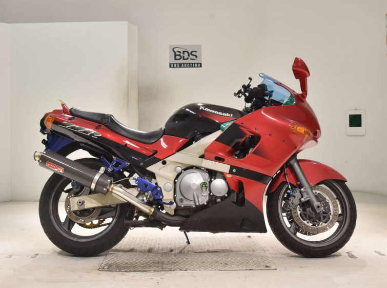Мотоцикл Kawasaki ZZ-R400 з пробігом 56400 km