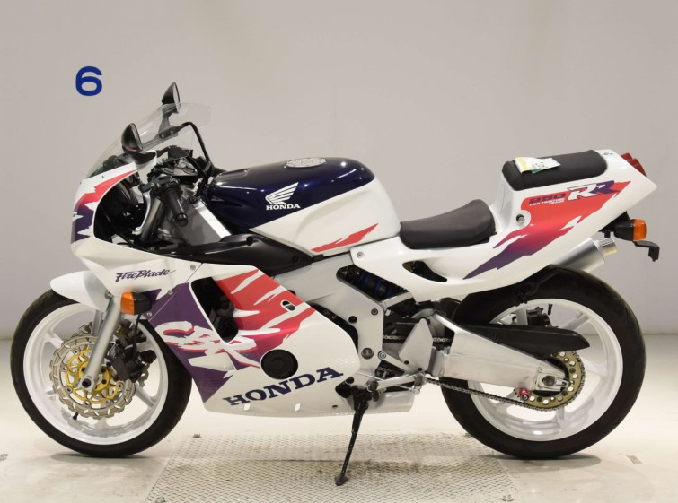 Мотоцикл Honda CBR250RR з пробігом 24990 km