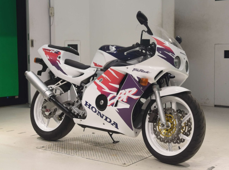Мотоцикл Honda CBR250RR з пробігом 24990 km