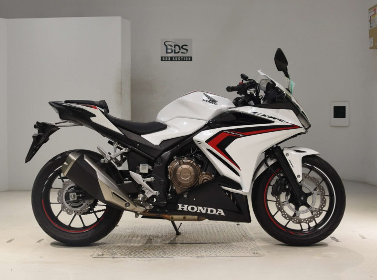 Мотоцикл Honda CBR400R з пробігом 6660 km