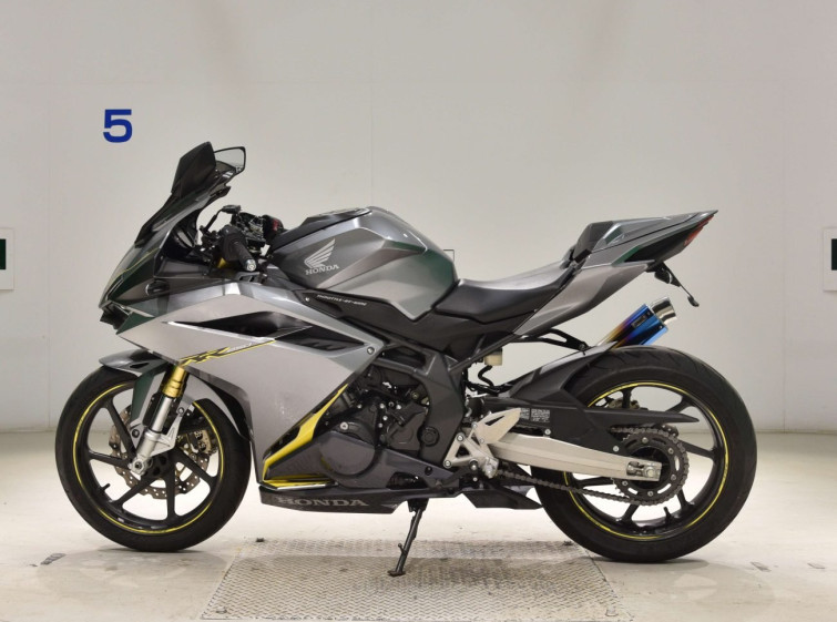 Мотоцикл Honda CBR250RRA с пробегом 16990 km