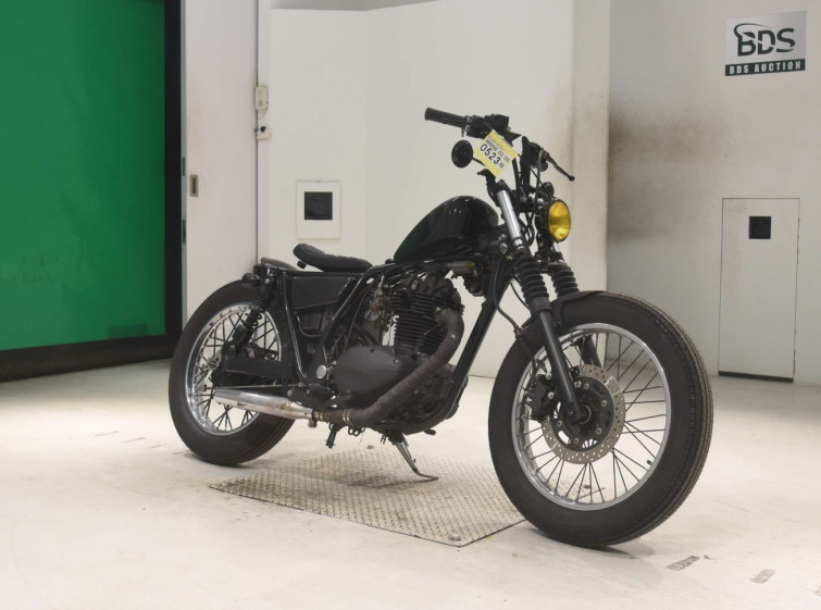 Мотоцикл Kawasaki 250TR з пробігом 75 km