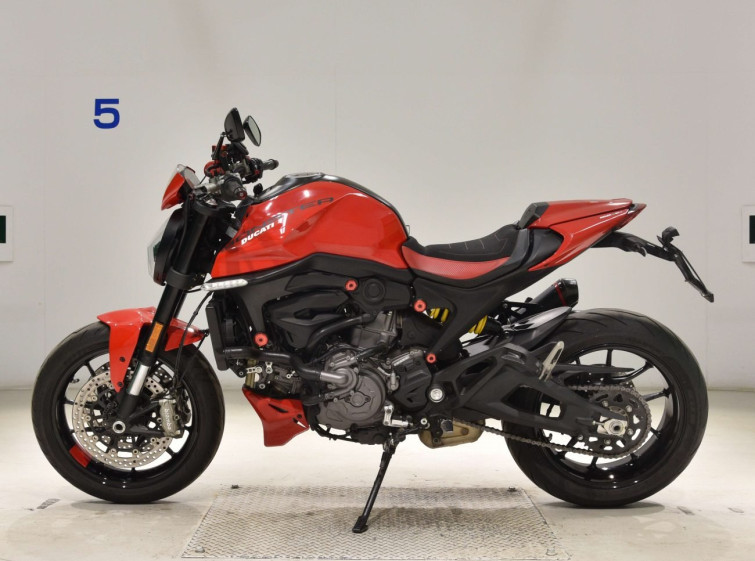 Мотоцикл Ducati MONSTER 937 з пробігом 21473 km