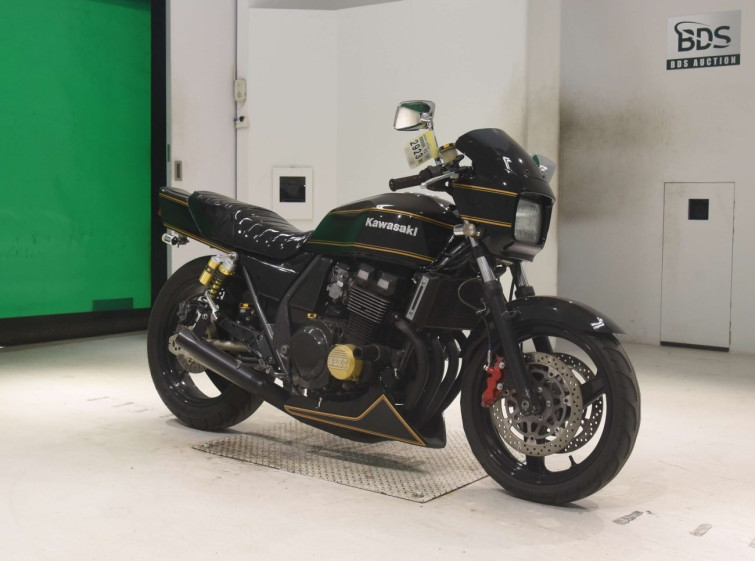 Мотоцикл Kawasaki ZRX400 з пробігом 57351 km