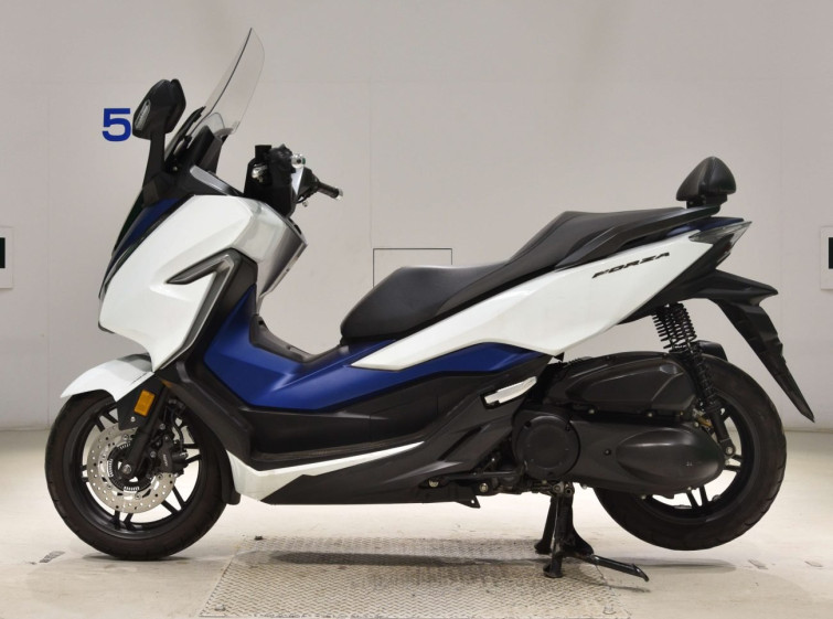 Мотоцикл Honda FORZA с пробегом 58114 km