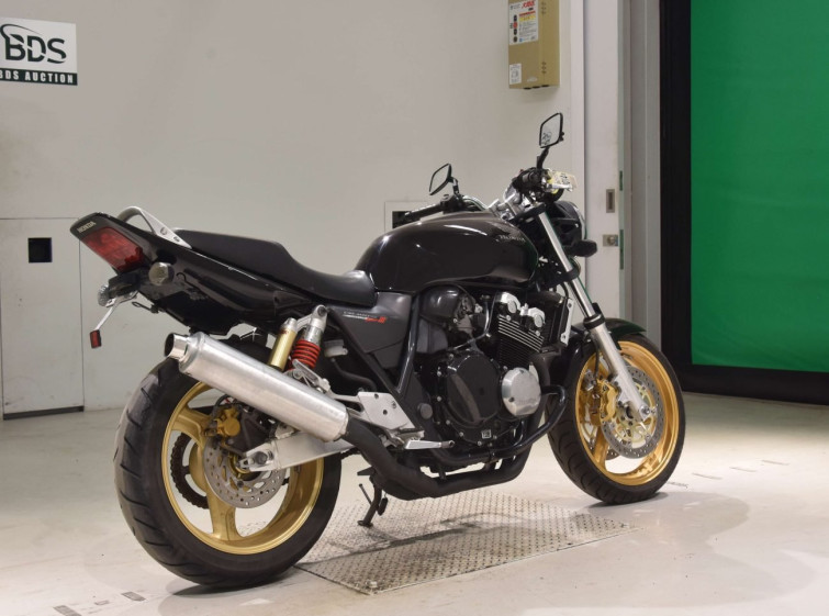 Мотоцикл Honda CB400SFV с пробегом 42552 km