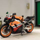 Мотоцикл Honda CBR1000RR з пробігом 86877 km