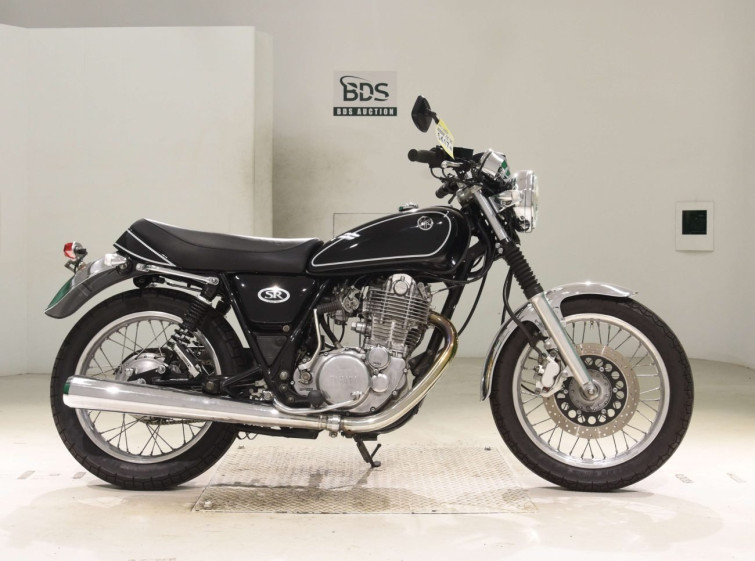 Мотоцикл Yamaha SR400 з пробігом 8210 km