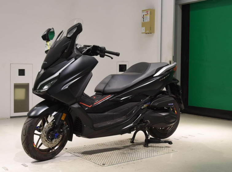 Мотоцикл Honda FORZA-6 с пробегом 17551 km