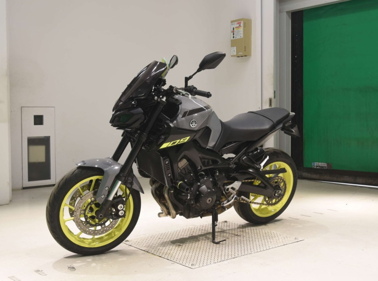 Мотоцикл Yamaha MT-09 з пробігом 24937 km