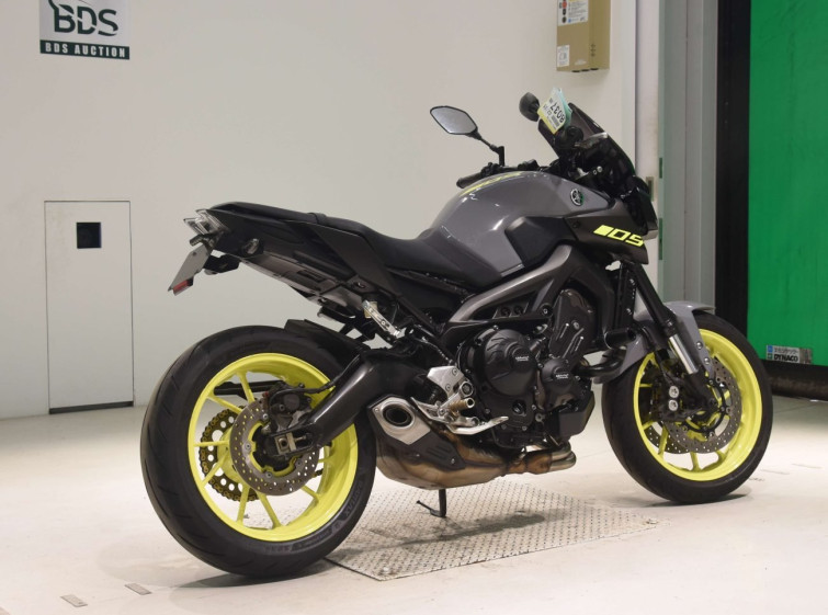Мотоцикл Yamaha MT-09 з пробігом 24937 km