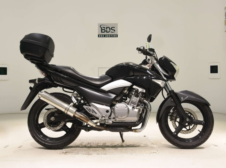 Мотоцикл Suzuki GSR250 з пробігом 14301 km